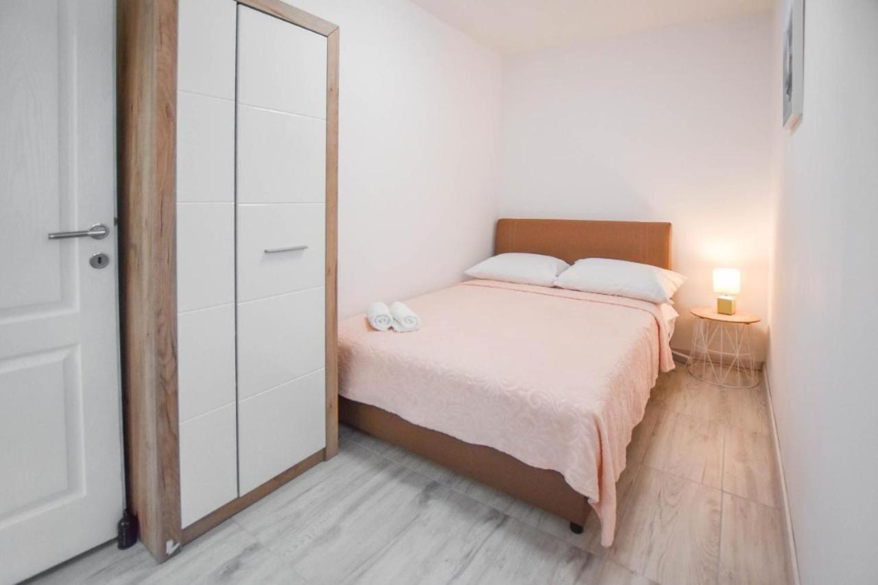 Suite Apartment Toni Poljana  Dış mekan fotoğraf